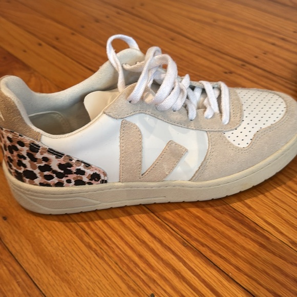 Veja Beige and White Athletic Shoes with Leopard Accent - Picture 6 of 7